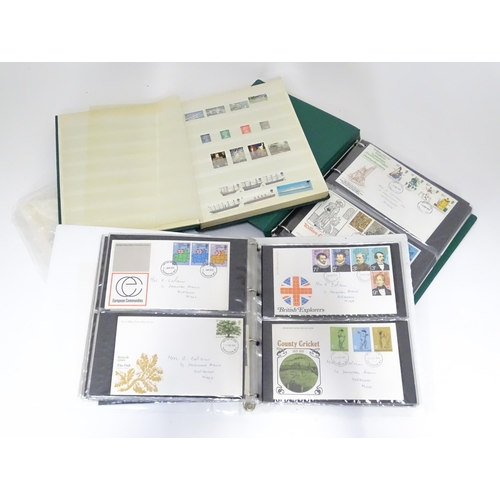 233 - Stamps and First Day Covers: A quantity of assorted stamps from Jordan, Italy, Norway, Australia, Ca... 