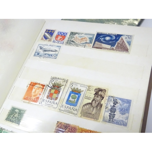 333 - Stamps: A quantity of assorted 20thC stamps, to include Singapore, Philippines, Vietnam, Spain, etc.... 