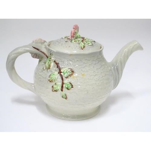 217 - A quantity of assorted ceramics to include novelty teapots, Sadler tea wares, etc. The largest 7 1/2... 