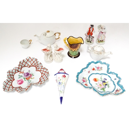 251 - A quantity of assorted ceramics to include Paris Royal hand painted plates of leaf form with floral ... 