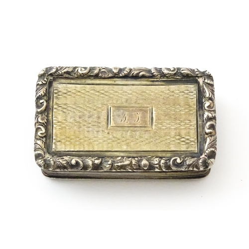 382 - A William IV silver vinaigrette with engine turned decoration hallmarked Birmingham c. 1834, maker N... 