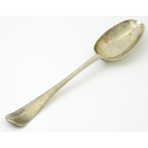 393 - A George II silver spoon with rat tail bowl, hallmarked London 1723, maker Edward Dymond. Approx. 8