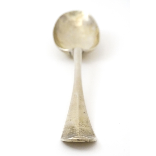 393 - A George II silver spoon with rat tail bowl, hallmarked London 1723, maker Edward Dymond. Approx. 8