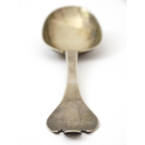 394 - An early 18thC silver trefid spoon with rat tail bowl, maker IC possibly Jonah Clifton. Approx. 8