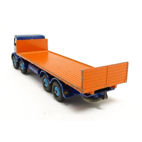 1163 - Toys: Two Dinky Supertoys die cast scale model Foden Type 1 Lorries, comprising Foden Flat Truck wit... 