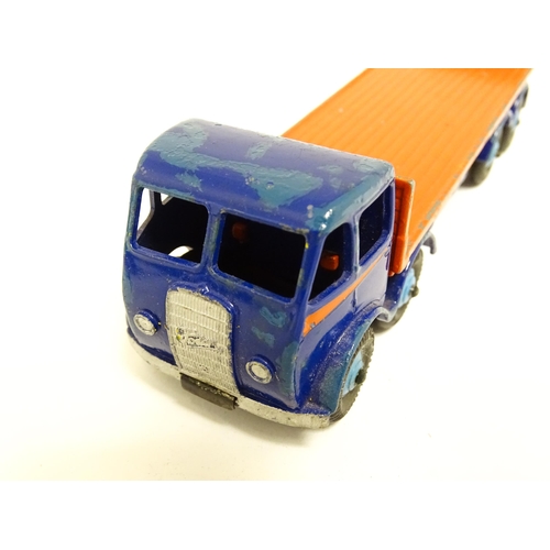 1163 - Toys: Two Dinky Supertoys die cast scale model Foden Type 1 Lorries, comprising Foden Flat Truck wit... 