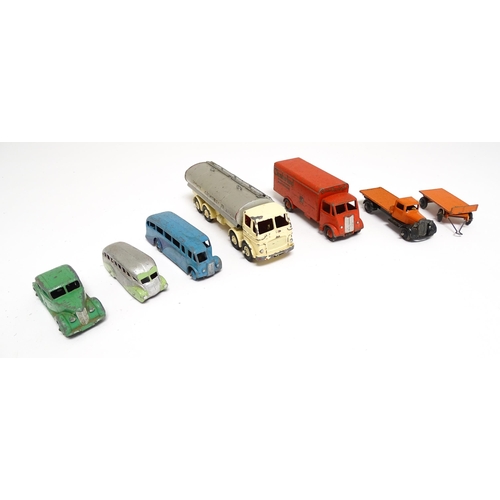 1167 - Toys: A quantity of die cast scale model Dinky Toys / Dinky Supertoys to include Leyland Octopus no.... 