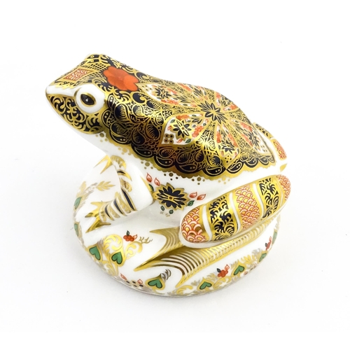 150 - A Royal Crown Derby limited edition paperweight modelled as an Old Imari Frog, designed by John Abli... 