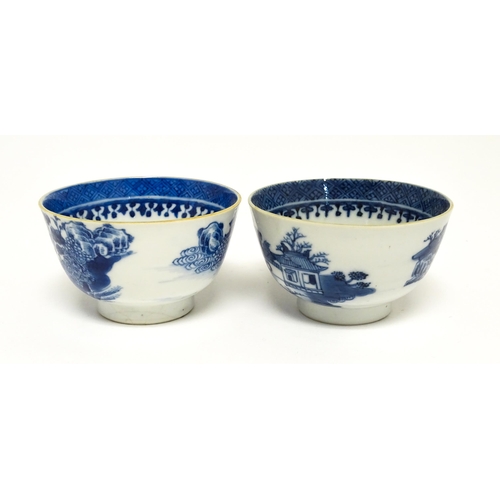 186 - A quantity of Chinese items to include a blue and white teapot with peony flower detail, a blue and ... 