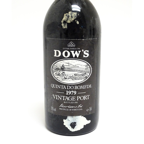 1146 - A 75cl bottle of Dow's Quinta do Bomfim 1979 vintage port.