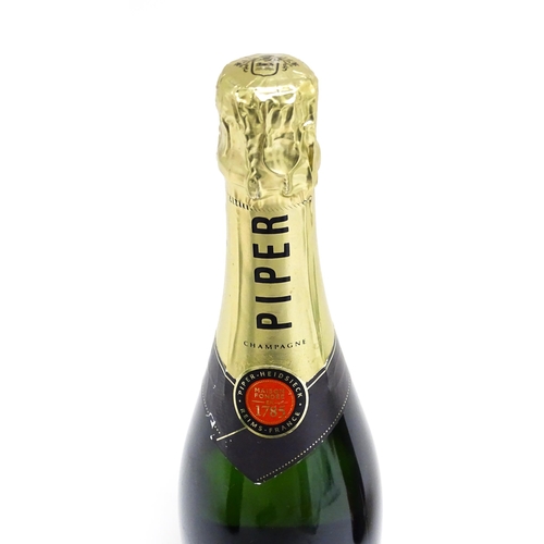 1150 - Three 750ml bottles of Piper-Heidsieck champagne (3)