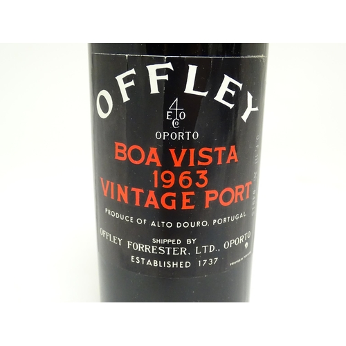 1151 - A bottle of Offley Boa Vista 1963 vintage port (approx 75cl), cased with corkscrew, stopper, spout a... 