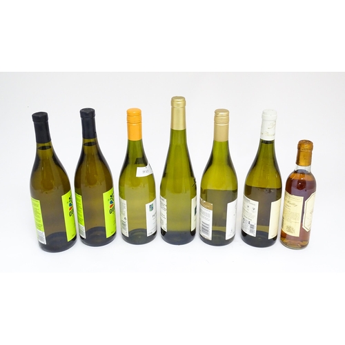 1159 - A 37.5cl bottle of Clos l'Abeilley sauternes 1988, together with a further six assorted bottles of w... 