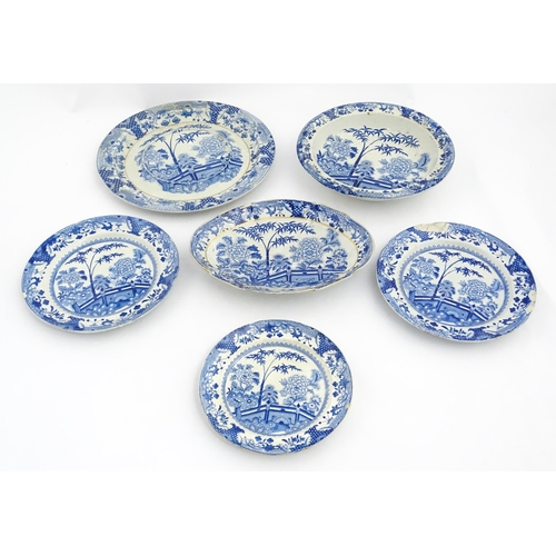 64 - A quantity of Davenport dinner wares in the Bamboo and Peony pattern to include plates and serving d... 