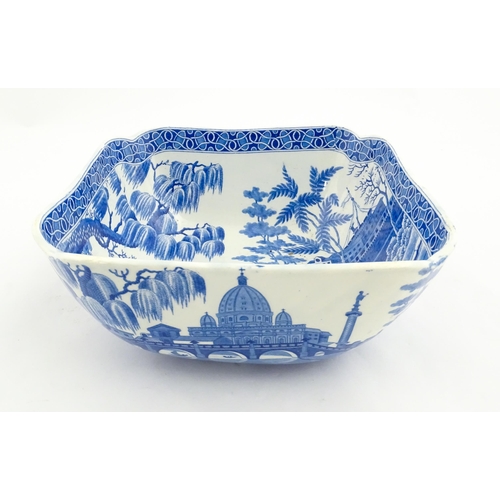 70 - A Spode blue and white bowl of squared form decorated in the Rome pattern. Marked under. Approx. 8 1... 