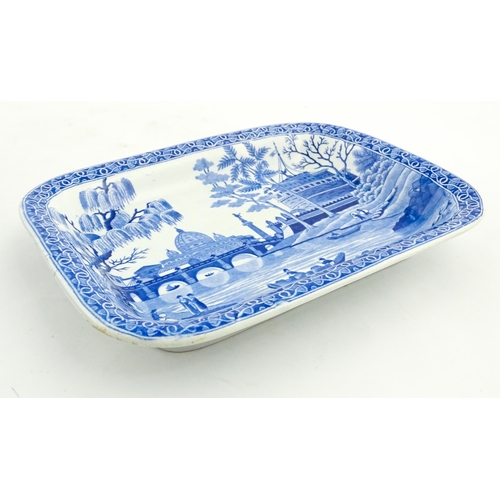 71 - A Spode blue and white dish of squared form decorated in the Rome pattern. Marked under. Approx. 8 1... 