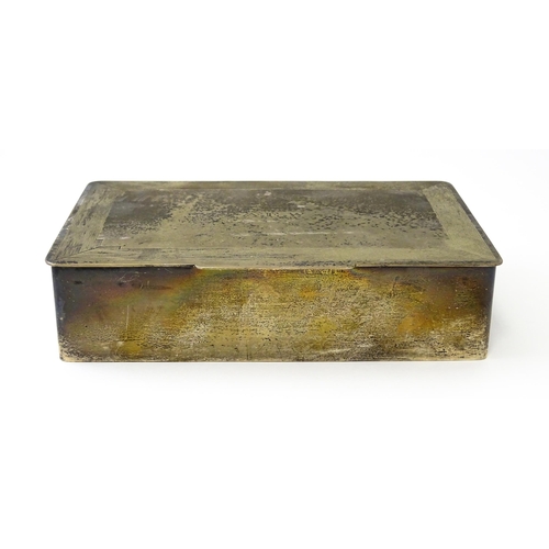 446 - An Art Deco silver cigarette box with engine turned decoration, opening to reveal a wood lined inter... 