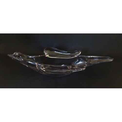 314 - A vintage French Art Vannes glass bowl of bird form. Approx. 12 1/2