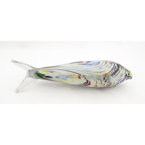 330 - A Romanian glass fish. Approx. 13