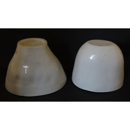 1315 - Two late 19th / early 20thC ceramic jelly / pudding moulds. Largest approx. 4 3/4