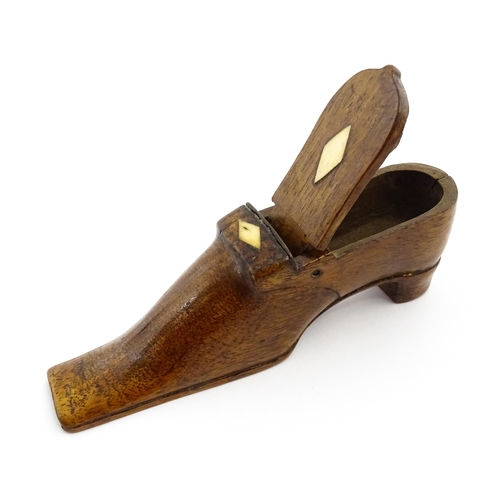 1348 - Treen : A large 19thC shoe snuff box with hinged lid and inlaid lozenge detail. Approx. 5