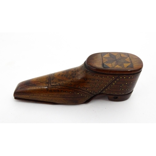 1366 - Treen : A 19thC unusual shoe snuff box with marquetry detail to top and inlaid brass studwork decora... 