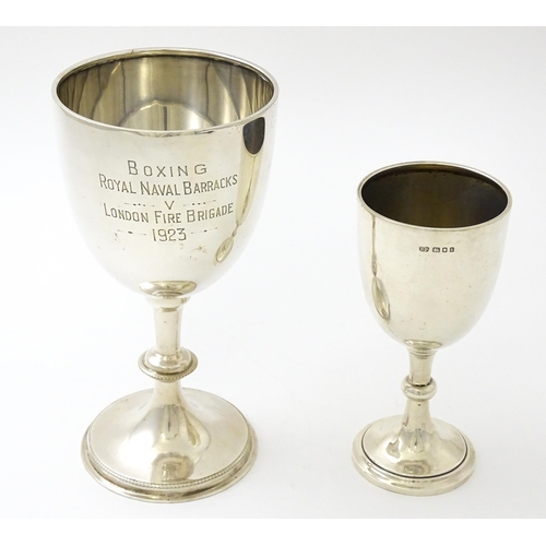 620 - A silver trophy cup of goblet form hallmarked London 1925 maker Robert Pringle & Sons. Approx 5 1/4