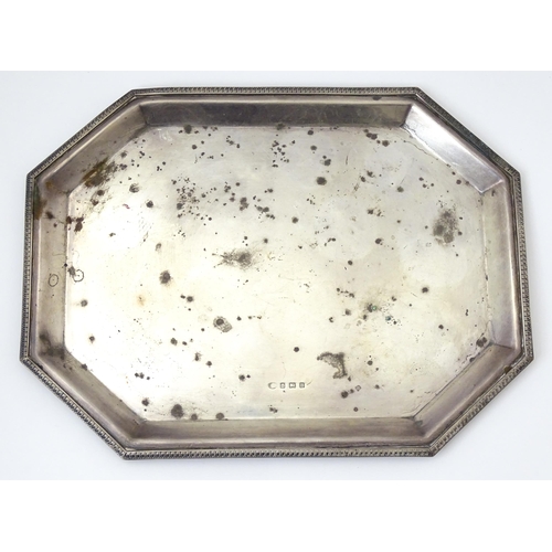 674 - An Art Deco silver tray hallmarked Birmingham 1926, maker Alexander Clark & Co. Ltd. Approx. 12