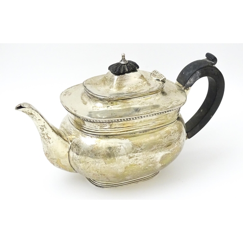 681 - An Art Deco silver teapot hallmarked London 1935, maker Pairpoint Brothers. Approx. 6