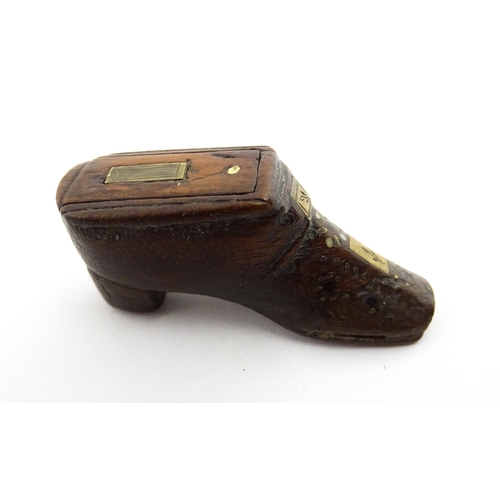 1375 - Treen : A small 19thC shoe snuff box with sliding lid and inlaid decoration. Approx. 2