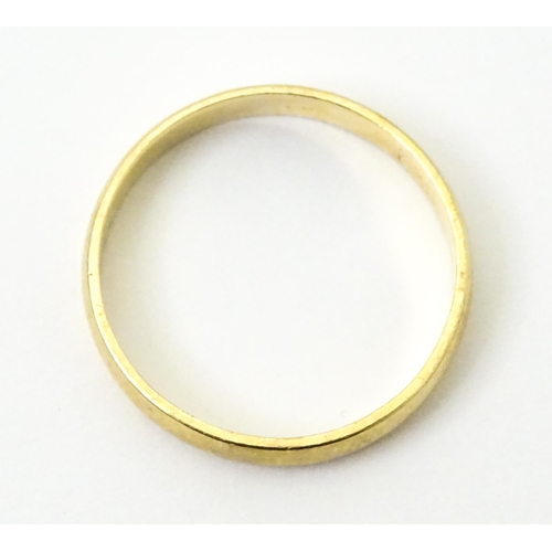 755 - A 9ct gold ring. Ring size approx. U. (Approx 2.5g)