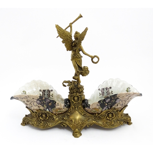 1492 - A Continental Art Nouveau centrepiece with cast bronze base and central Victory figure flanked by ce... 