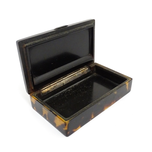 1449 - A late 19thC tortoiseshell table snuff box with engraved banded decoration to top and bottom. Approx... 