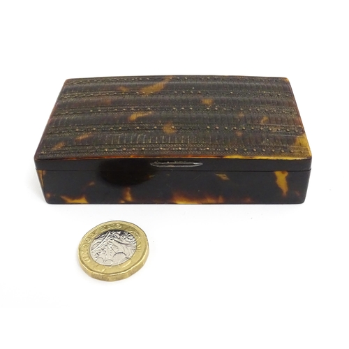 1449 - A late 19thC tortoiseshell table snuff box with engraved banded decoration to top and bottom. Approx... 