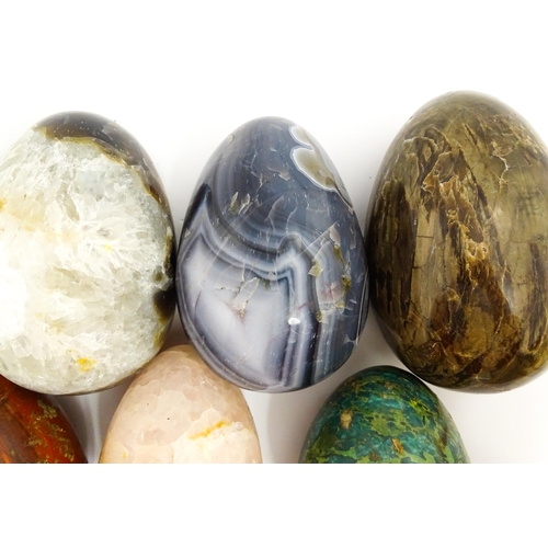 1459 - Natural History / Geology Interest: Seven large polished hardstone specimen eggs, examples to includ... 