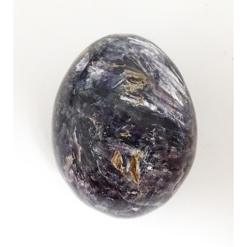 1461 - Natural History / Geology Interest: A large quantity of small polished hardstone specimen eggs, exam... 