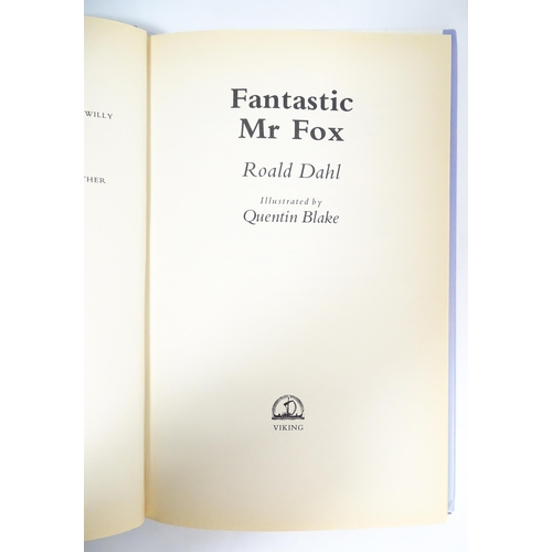 2298 - Book: Fantastic Mr Fox by Roald Dahl, illustrated by Quentin Blake. Published by Viking, 1996