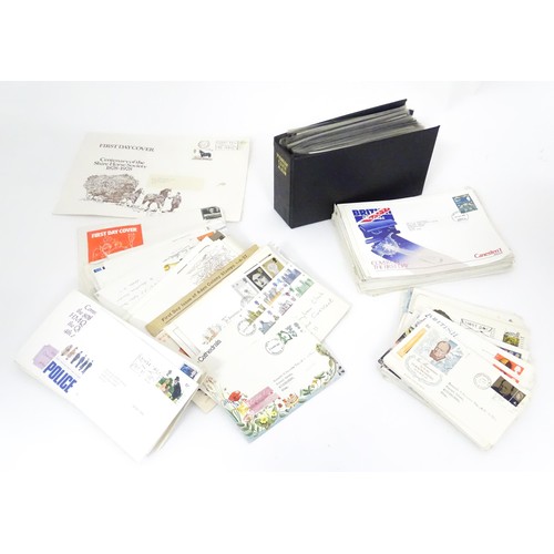 492 - First Day Covers: A quantity of assorted Royal Mail First Day Covers, to include British Discoveries... 