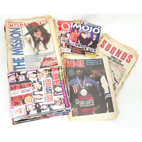 573 - Music Memorabilia : a quantity of late 20thC musical weekly papers / magazines, comprising: nine iss... 