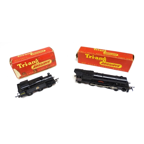 1180 - Toys - Model Train / Railway Interest : A quantity of Tri-ang OO gauge locomotives, wagons, carriage... 