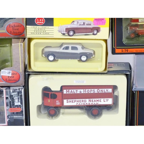 779 - A quantity of assorted boxed Corgi, Lledo and Gilbow Exclusive First Editions model vehicles, the la... 