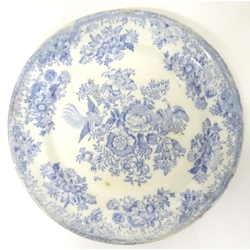 792 - A quantity of assorted blue and white dinner wares to include plates, tureens / serving dishes, sauc... 