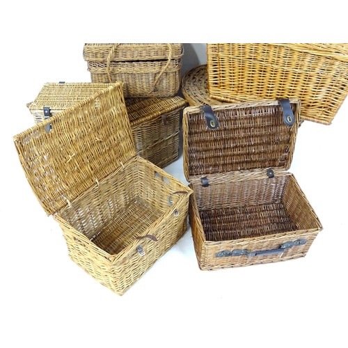 835 - A quantity of assorted wicker baskets, the largest approx 19