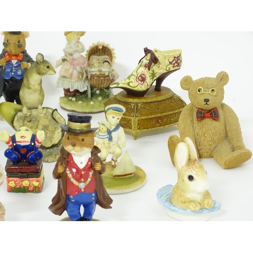 859 - A quantity of assorted figures by Border Fine Arts, Enesco, Leonardo Collection etc, the largest app... 