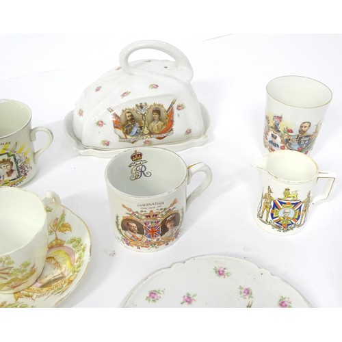 877 - A quantity of assorted Royal commemorative mugs to include George V & Queen Mary coronation 1911, Ge... 