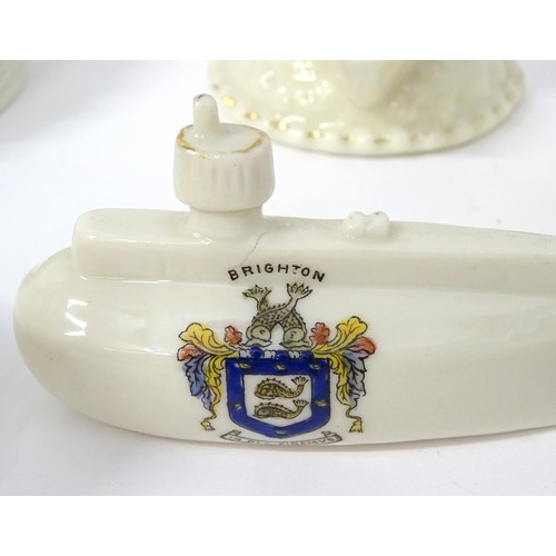 879 - A quantity of crested ware, to include Aylesbury, Norwich, London, Burton-on-Trent, Worcester, Peter... 