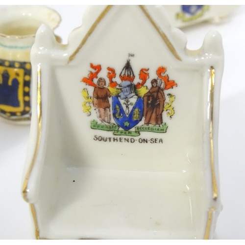 879 - A quantity of crested ware, to include Aylesbury, Norwich, London, Burton-on-Trent, Worcester, Peter... 