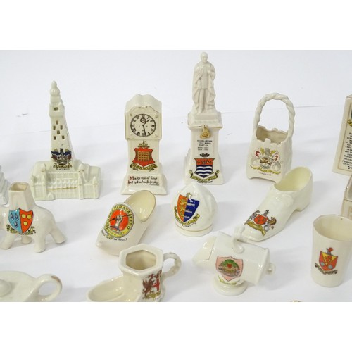 879 - A quantity of crested ware, to include Aylesbury, Norwich, London, Burton-on-Trent, Worcester, Peter... 