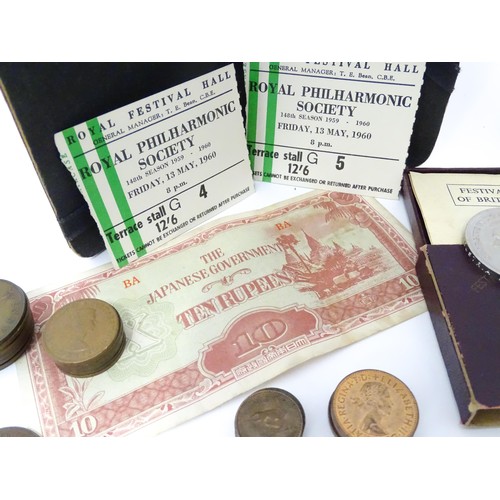 901 - Collector's coins: a quantity of coins and banknotes, to include a Queen Victoria 1889 crown coin, a... 