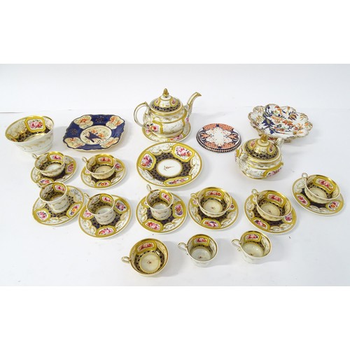 923 - A quantity of 19thC tea wares with floral and gilt decoration to include teapot and stand, sucrier, ... 